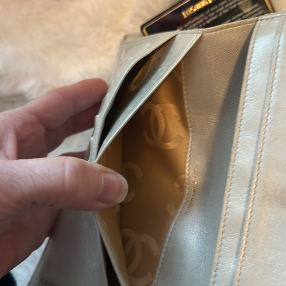 CHANEL Champagne Flap Wallet leather Authentic interior fabric clean w/card - Picture 6 of 9